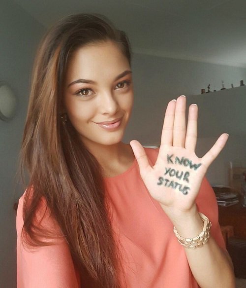 Nhan sắc đời thường khó cưỡng của Demi-Leigh Nel-Peters 