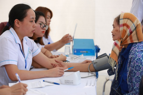 Thay đổi cách tính lương hưu từ 1/1/2018: Nhiều người xin nghỉ hưu non