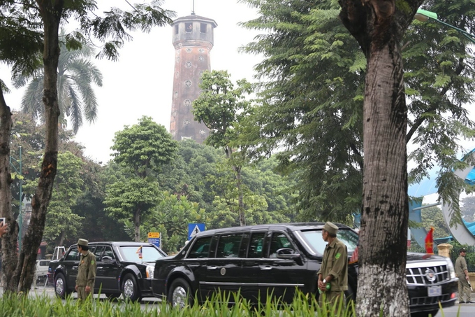 Hai chiếc Cadillac 