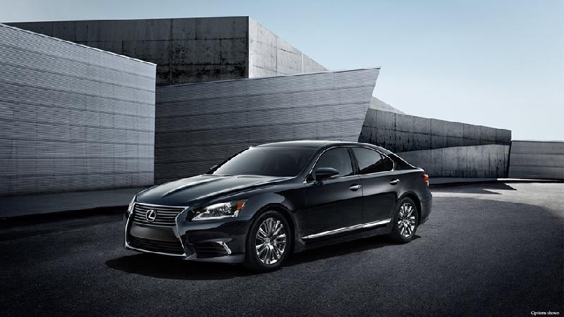 Xe chống đạn đắt nhất Nhật Bản của Thủ tướng Abe hình ảnh 5 Lexus LS 600HL sở hữu một loạt các công nghệ hiện đại như hệ thống tự tránh chướng ngại vật, hỗ trợ đỗ xe tự động. Ngoài ra, LS 600HL còn được trang bị hệ thống cảnh báo va chạm Pre-Crash. Ảnh: Lexus.