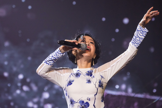 Hồng Nhung