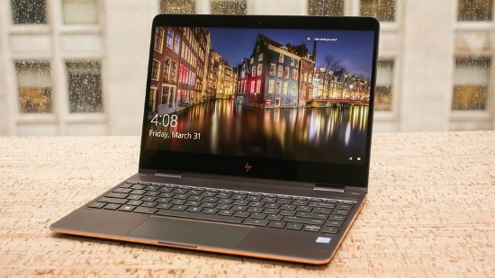HP Spectre x360 2017: Nếu cần một chiếc máy tính xách tay 2 trong 1 với bàn di chuột lớn, thiết kế bền, đẹp và sử dụng linh hoạt thì HP Specter x360 2017 sẽ là lựa chọn phù hợp.