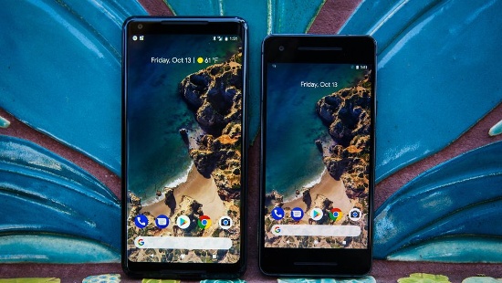 Google Pixel 2 XL: Dù không được trang bị tính năng thời thượng là camera kép, nhưng Google Pixel 2 XL vẫn được chuyên trang đánh giá chất lượng các loại camera DxOMark chấm điểm số cao nhất hiện nay là 98 điểm tổng thể. 