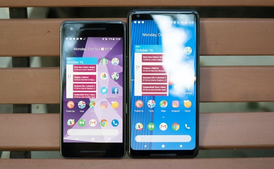 Không chỉ có Pixel 2 XL được trang bị hệ thống camera tốt nhất mà phiên bản thuộc phân khúc thấp hơn là Pixel 2 cũng không hề thua kém. Thiết bị không chỉ sở hữu phần cứng giống hệt Pixel 2 XL mà còn sở hữu cả cụm camera chụp ảnh hàng đầu tương tự. 