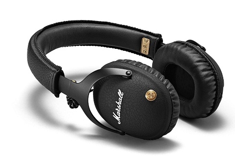 7. Marshall Monitor Bluetooth. Monitor Bluetooth là tai nghe được thiết kế dành cho những tay chơi nhạc rock. Nó cũng có thể phù hợp với các thể loại nhạc khác trong điều kiện âm tăng nhẹ. Người dùng đánh giá cao sự thoải mái, tuổi thọ pin lên đến 36 giờ và những phím đa  năng. Điểm đánh giá : 7,49/10. Giá nhà sản xuất : 250 euro.