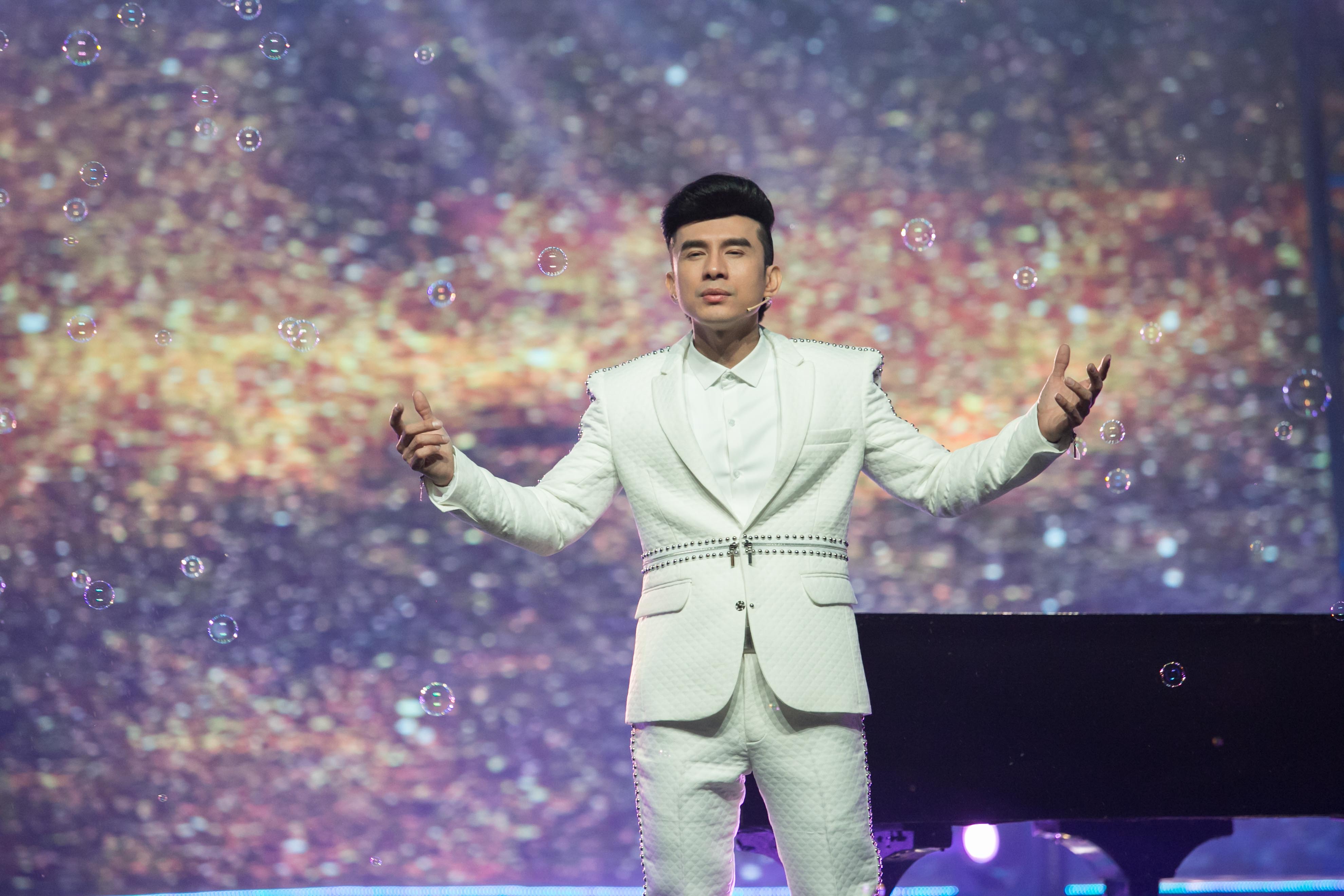 Đan Trường với ca khúc Mãi Yêu Em Như Ngày Đầu