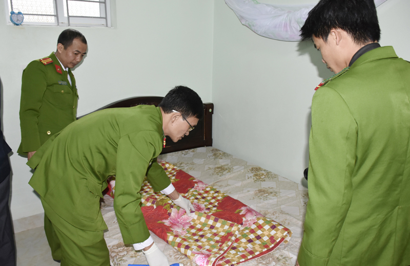 Khám nghiệm hiện trường