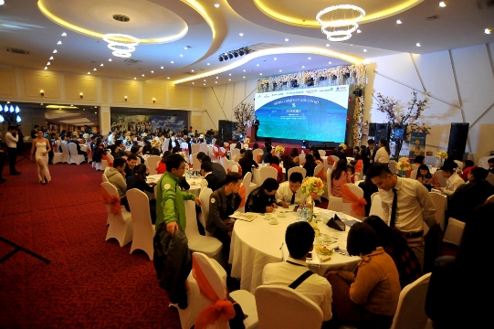 Dự án thu hút sự quan tâm chú ý của nhiều khách hàng trong ngày mở bán.