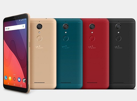 Wiko View (179 euro - khoảng 4,7 triệu đồng). Smartphone được trang bị màn hình 5,7 inch (độ phân giải 1440 x 720 pixel), camera 13 megapixel phía sau và 16 megapixel ở phía trước.