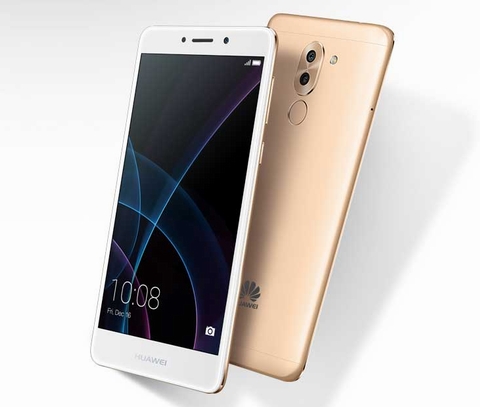 Huawei GR5 2017 (4,49 triệu đồng). Huawei GR5 2017 có thiết kế mới cùng bộ đôi camera kép ấn tượng. Máy được thiết kế từ kim loại nguyên khối màu vàng gold và xám khá mạnh mẽ. Huawei GR5 2017 được trang bị màn hình 5.5-inch Full HD, màn hình cong 2.5D tạo cảm giác lướt tay trên màn hình rất thích, màn hình chống trầy xước hiệu quả. Máy sở hữu  tính năng cảm biến vân tay một chạm được đặt ở mặt lưng với tốc độ nhận diện rất nhanh không thua kém các smartphone cao cấp.