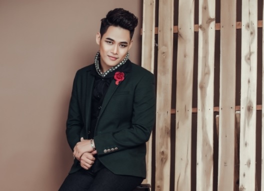 &quot;Hot boy trà sữa&quot; Tấn Lợi bất ngờ theo đuổi con đường ca hát chuyên nghiệp