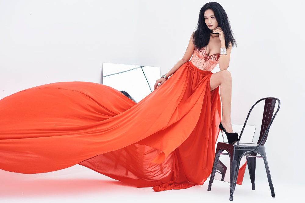 NTK Vincent Doan ra mắt look book của BST Thu Đông - &quot;Gem Girls&quot;