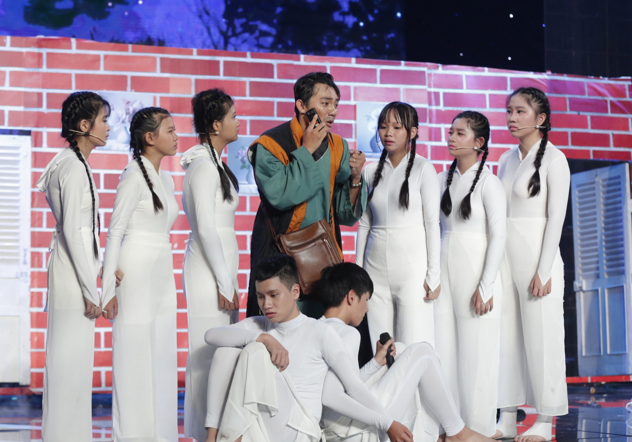 Tiết mục nhóm The Beat