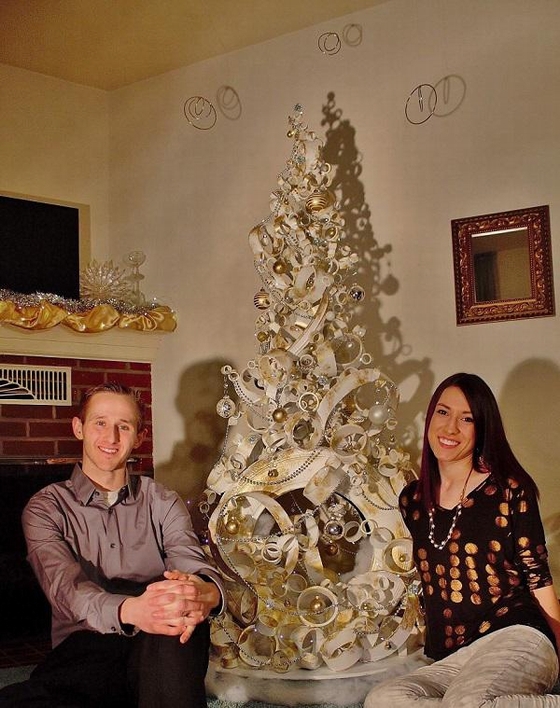 đây chính là thành quả đáng bất ngờ - một cây thông Noel tuyệt đẹp và đặc biệt có để tới…suốt đời cũng chẳng bao giờ héo.