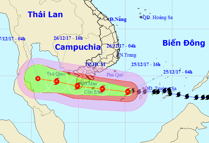 Tối nay, bão trái mùa cực mạnh tấn công đất liền Nam Bộ, mưa lớn lan ra tận Bắc Bộ