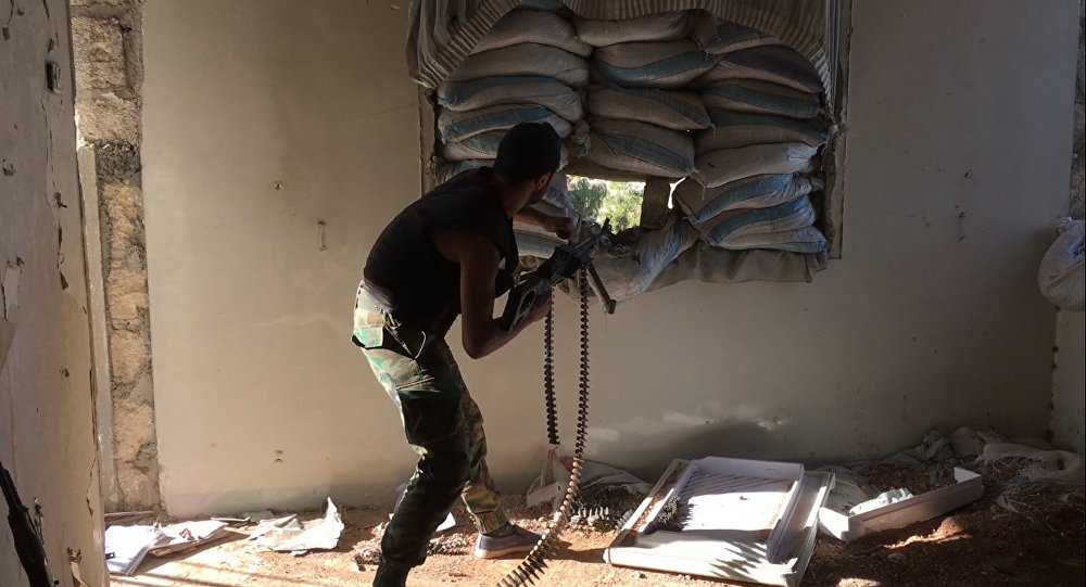 Quân Assad rầm rập vây ráp địch, giao tranh ác liệt bùng nổ