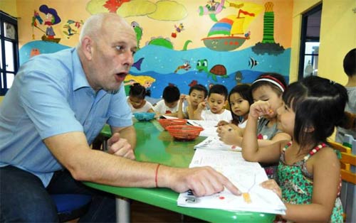 Đổi mới dạy, kiểm tra, đánh giá ngoại ngữ theo chuẩn quốc tế