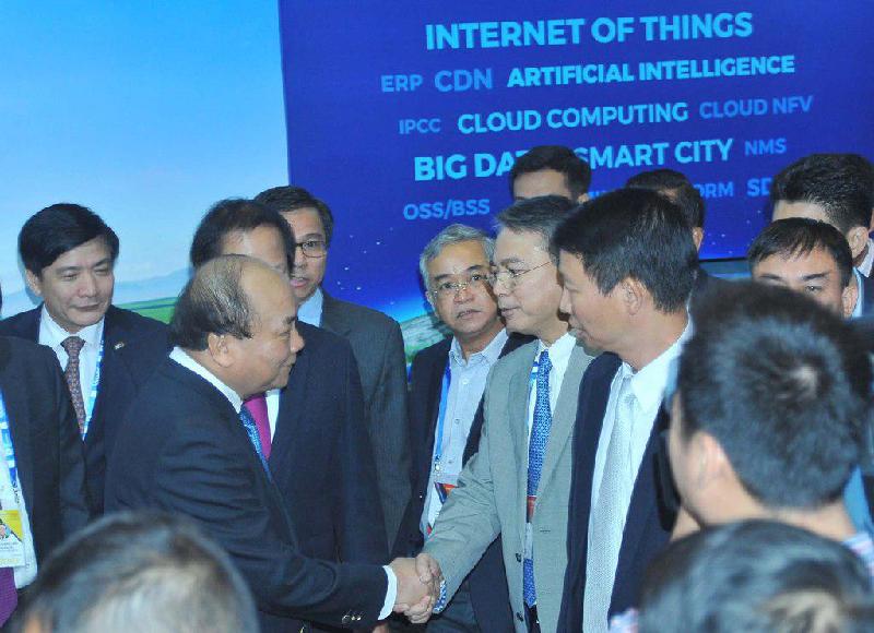 Những hình ảnh của VNPT tại Smart Industry World 2017