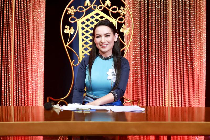 Ca sĩ Phi Nhung