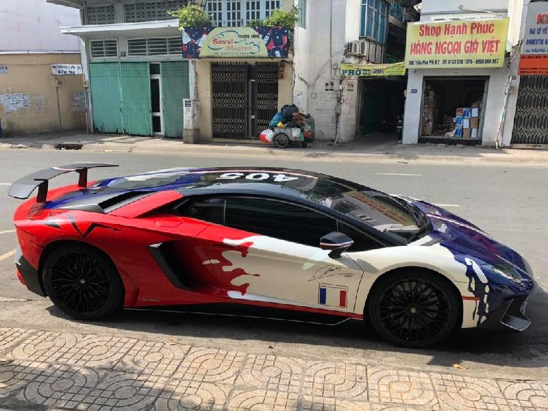 Minh Nhựa bán siêu xe Lamborghini Aventador SV 35 tỷ